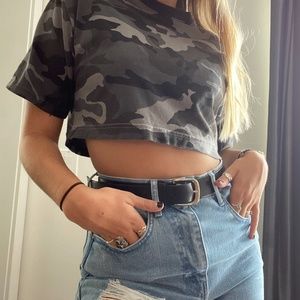 came cropped tee